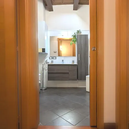 アパート Il Setaccio House